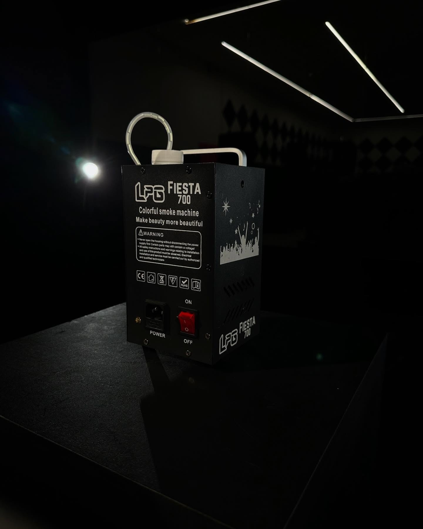 Máquina de Fumaça 700W Fiesta